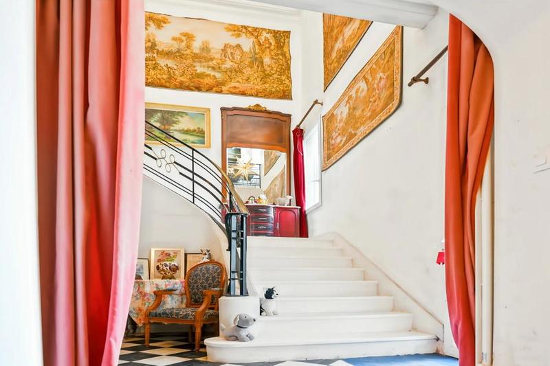 Hôtel particulier - 278 m² - 12 pièces