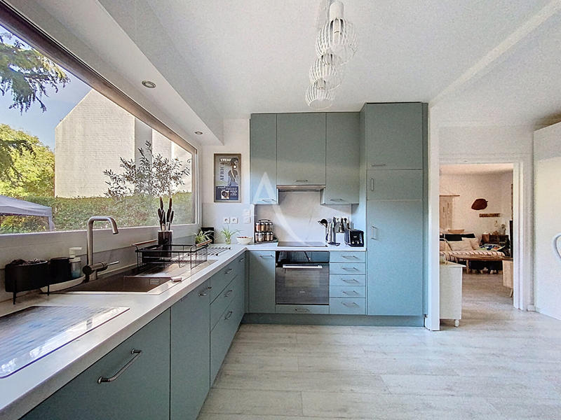 Appartement - 76 m² - 3 pièces