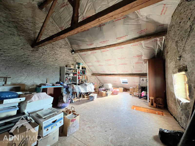 Maison - 205 m² - 6 pièces