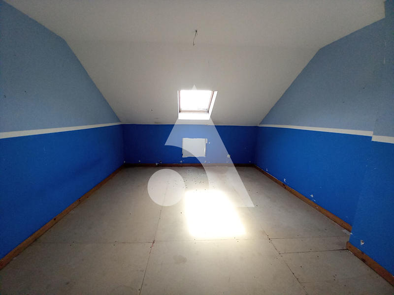 Maison - 340 m² - 28 pièces