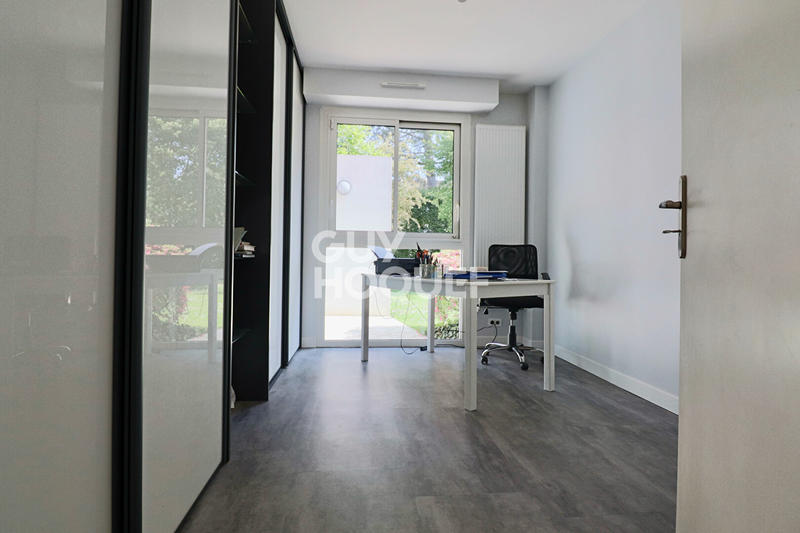 Maison - 244 m² - 8 pièces