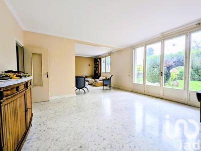 Maison de maîtres - 200 m² - 8 pièces