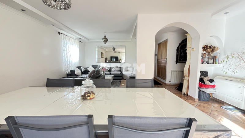 Maison - 142 m² - 6 pièces