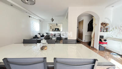 Maison - 142 m² - 6 pièces