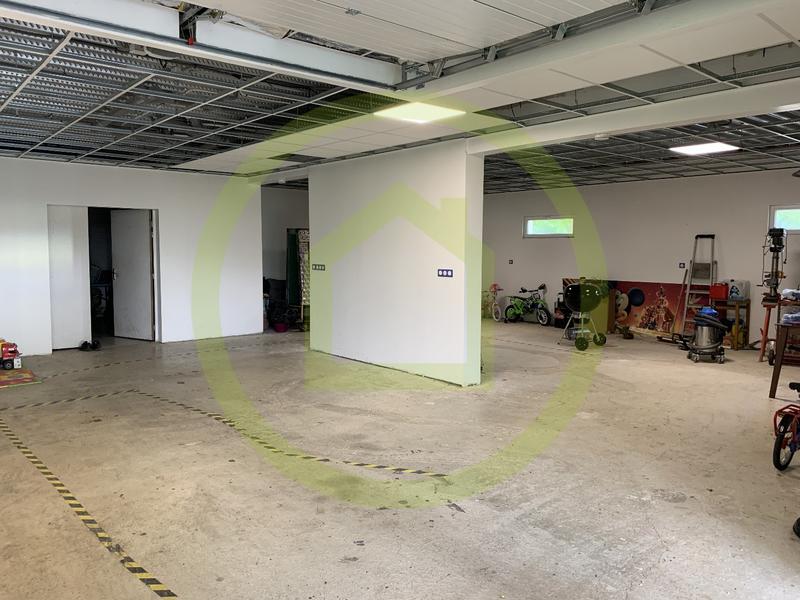 Maison - 258 m² - 10 pièces