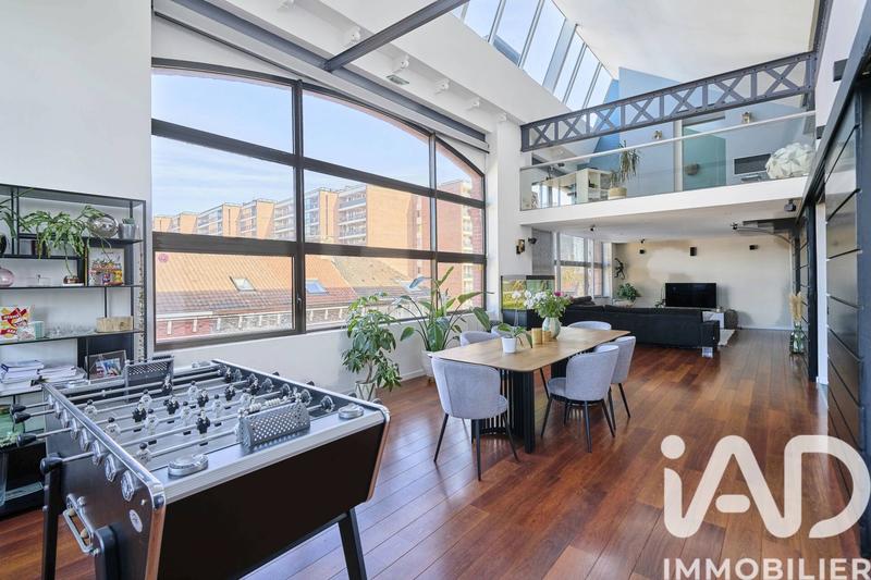 Loft - 210 m² - 5 pièces