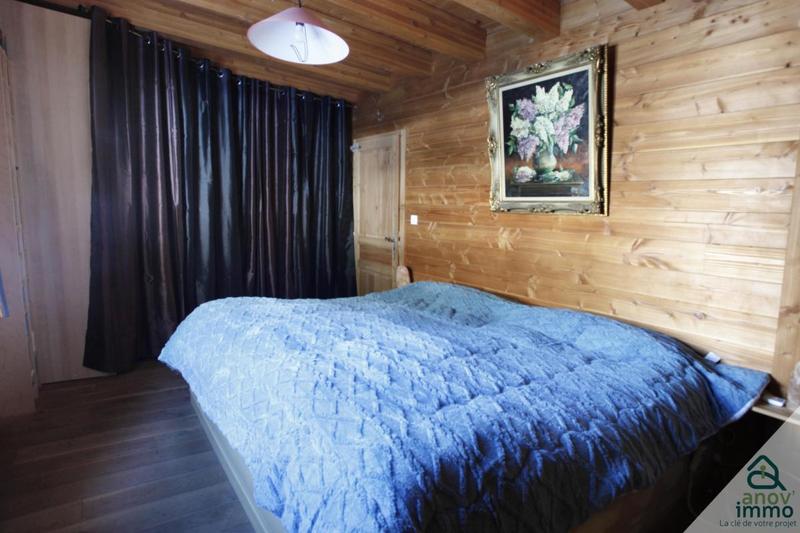 Châlet - 271 m² - 9 pièces