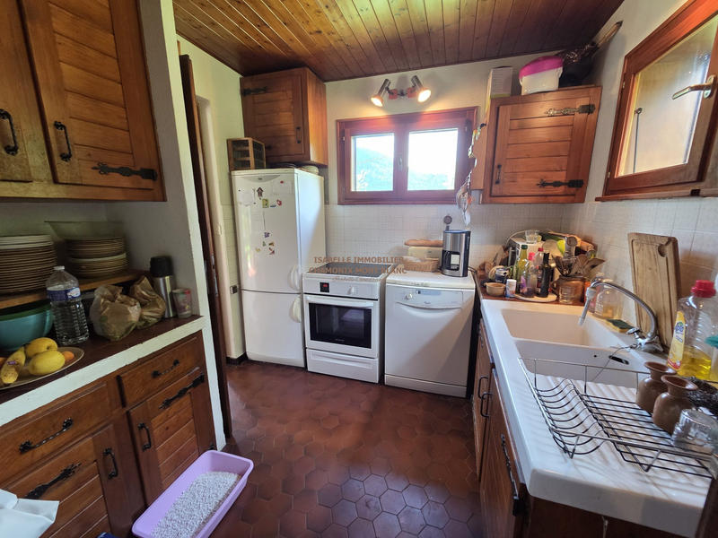 Châlet - 81 m² - 6 pièces