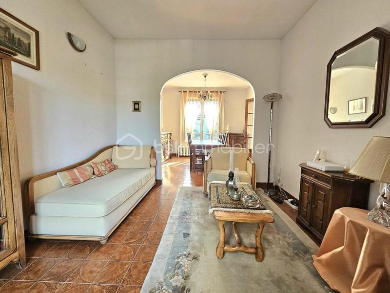 Pavillon - 100 m² - 5 pièces