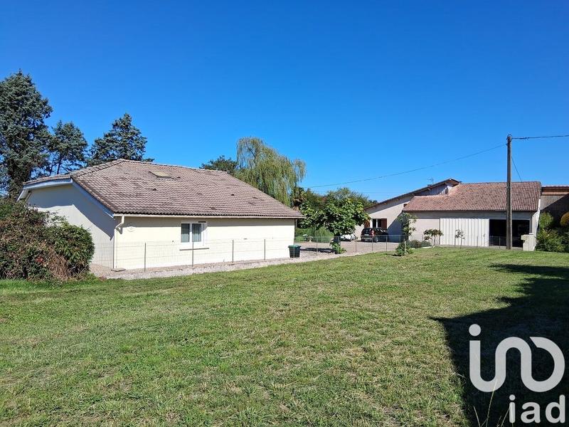 Maison - 200 m² - 8 pièces