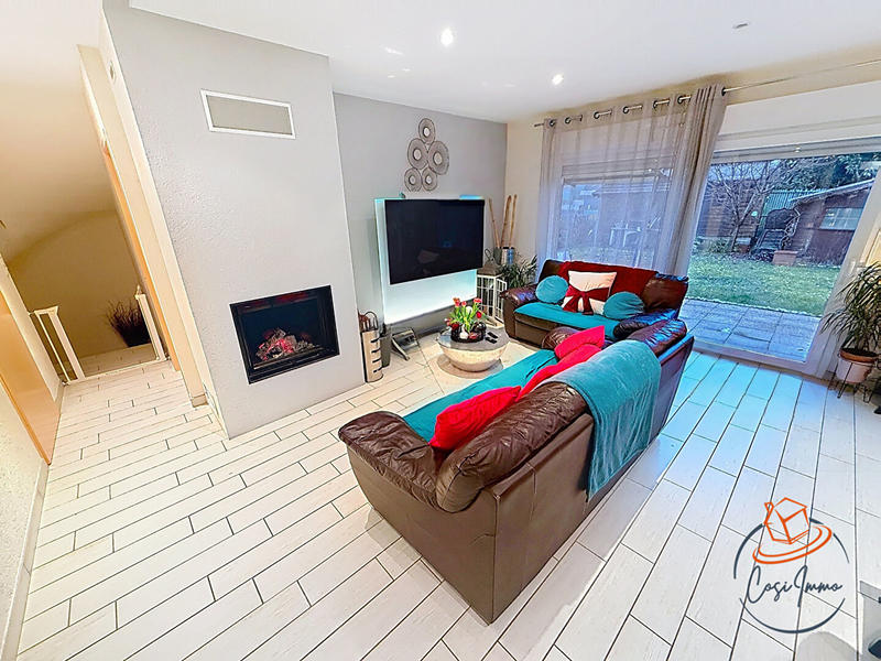 Maison - 195 m² - 6 pièces