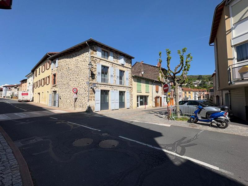 Maison de bourg - 95 m² - 3 pièces