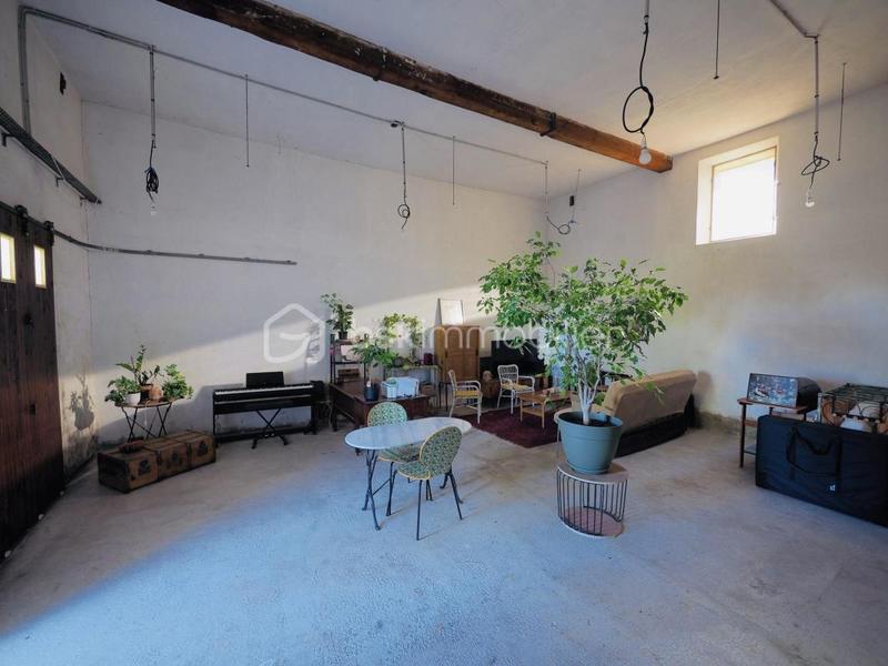 Maison - 87 m² - 1 pièce