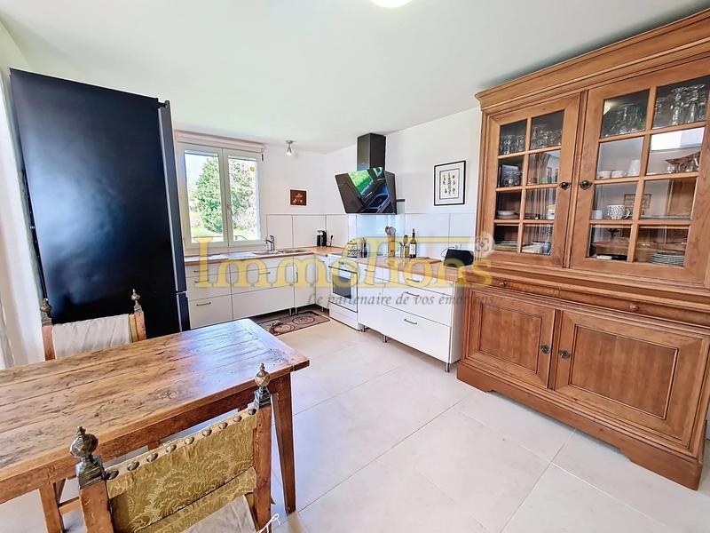 Maison - 182 m² - 7 pièces