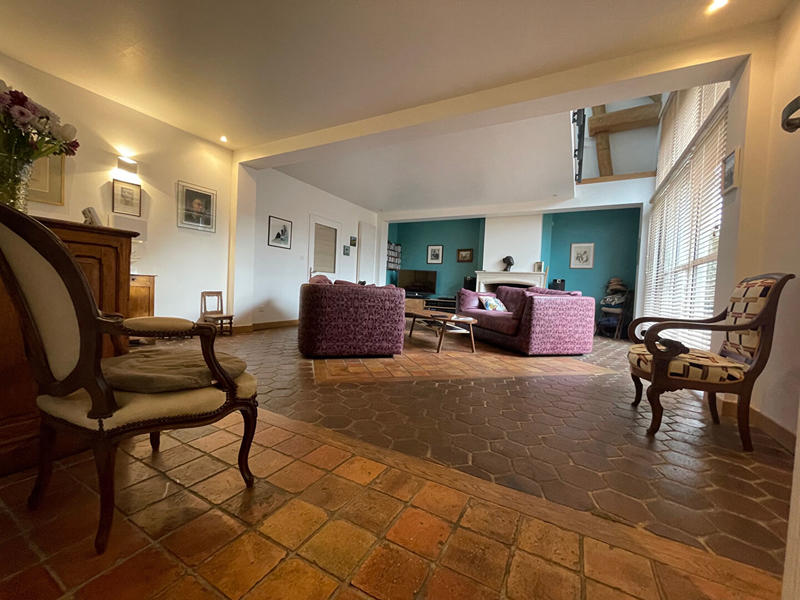 Maison - 200 m² - 7 pièces