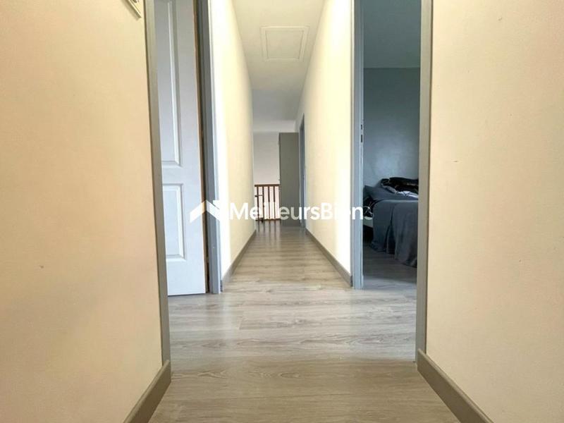 Maison - 193 m² - 7 pièces