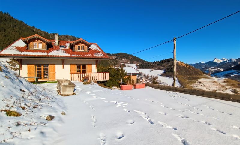 Maison - 262 m² - 6 pièces