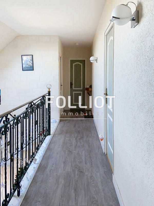 Maison - 174 m² - 5 pièces