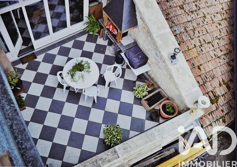 Château - 330 m² - 10 pièces