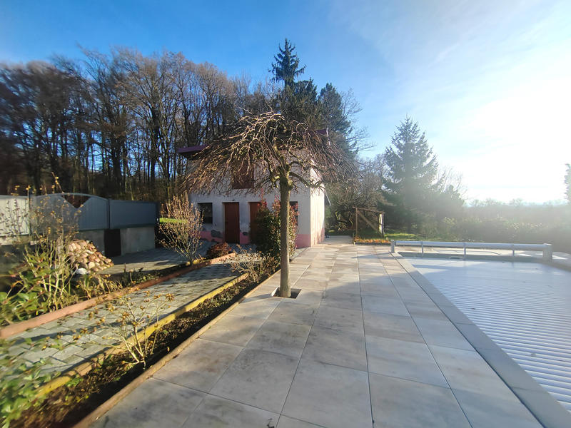 Maison - 200 m² - 7 pièces