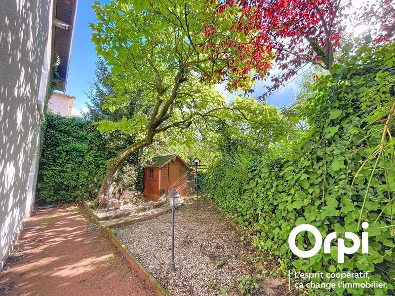 Maison - 104 m² - 4 pièces