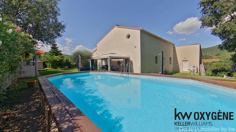 Villa - 172 m² - 6 pièces