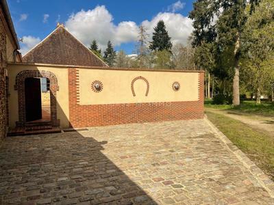 Haras - 300 m² - 8 pièces