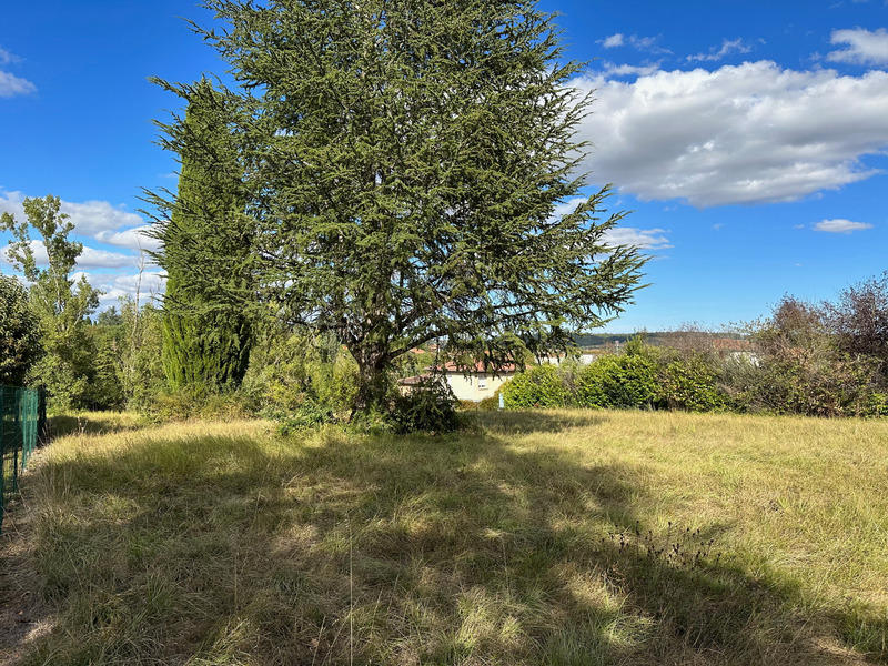 Terrain constructible - 2 497 m²