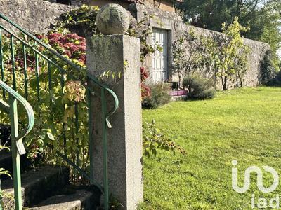 Maison - 205 m² - 8 pièces