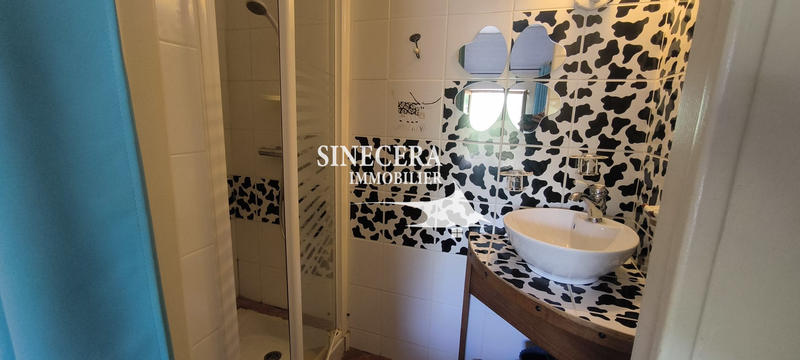 Maison - 350 m² - 17 pièces