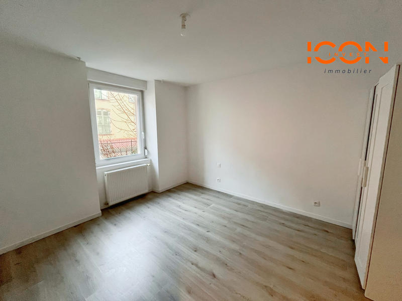 Appartement - 80 m² - 4 pièces