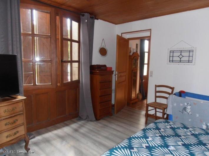 Propriété - 220 m² - 10 pièces