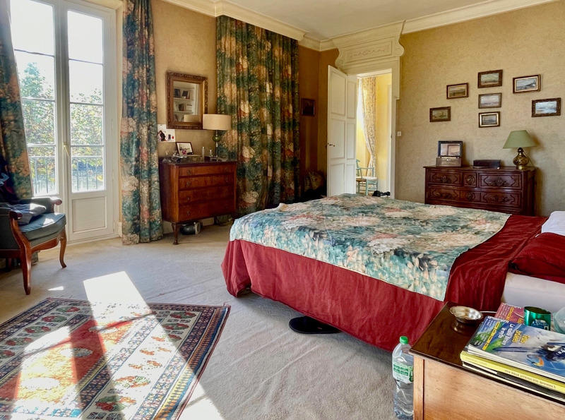 Demeure - 400 m² - 10 pièces