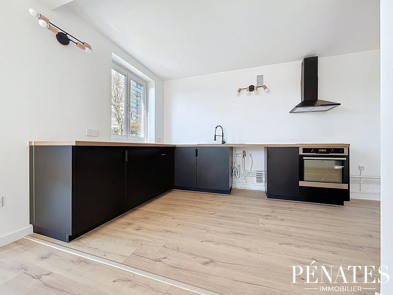 Appartement - 75 m² - 3 pièces