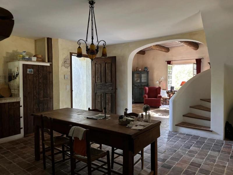 Maison - 195 m² - 6 pièces