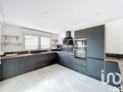 Maison - 170 m² - 5 pièces