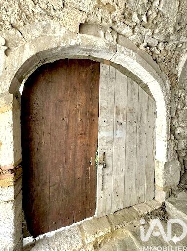 Maison de village - 220 m² - 15 pièces