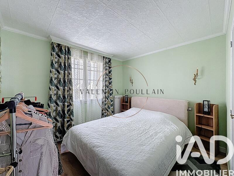 Maison - 99 m² - 5 pièces