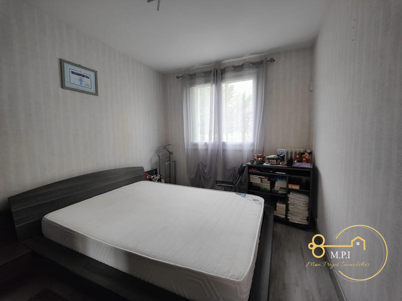 Appartement - 82 m² - 4 pièces