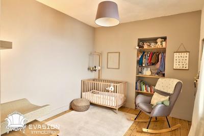 Maison - 182 m² - 6 pièces