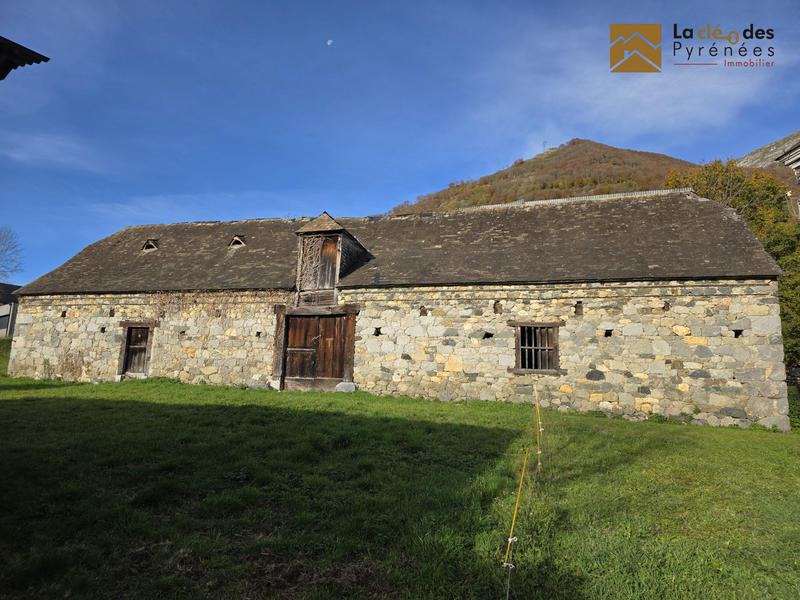 Maison ancienne - 295 m² - 1 pièce