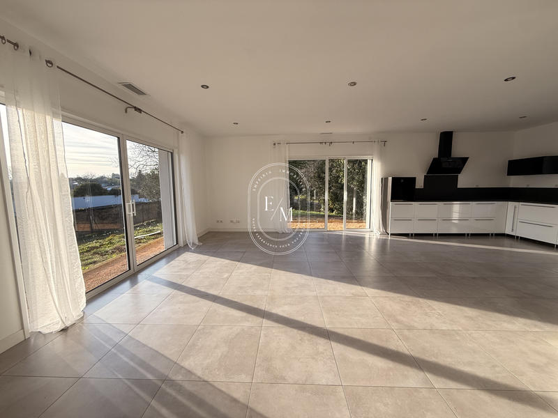 Maison - 123 m² - 4 pièces