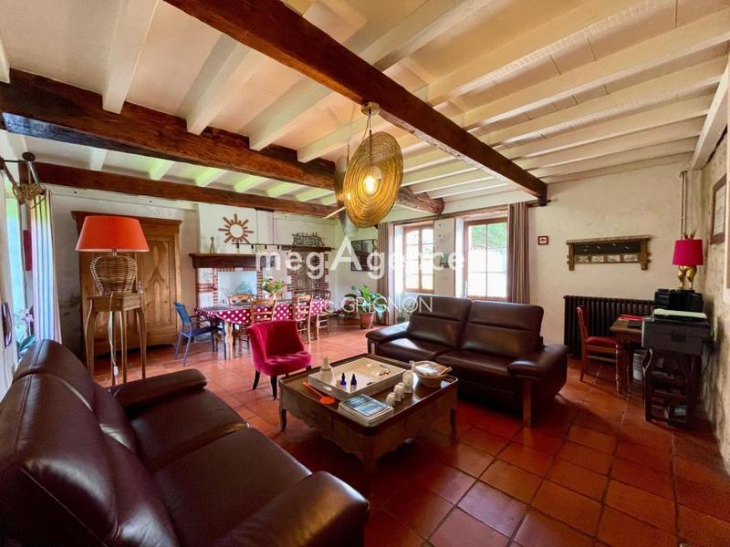 Maison en pierre - 170 m² - 8 pièces