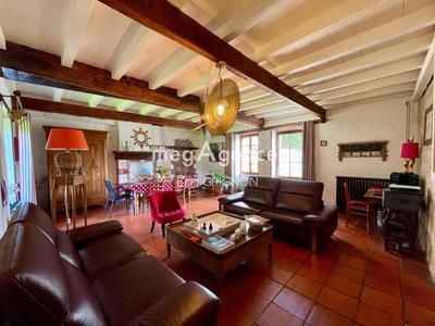 Maison en pierre - 170 m² - 8 pièces