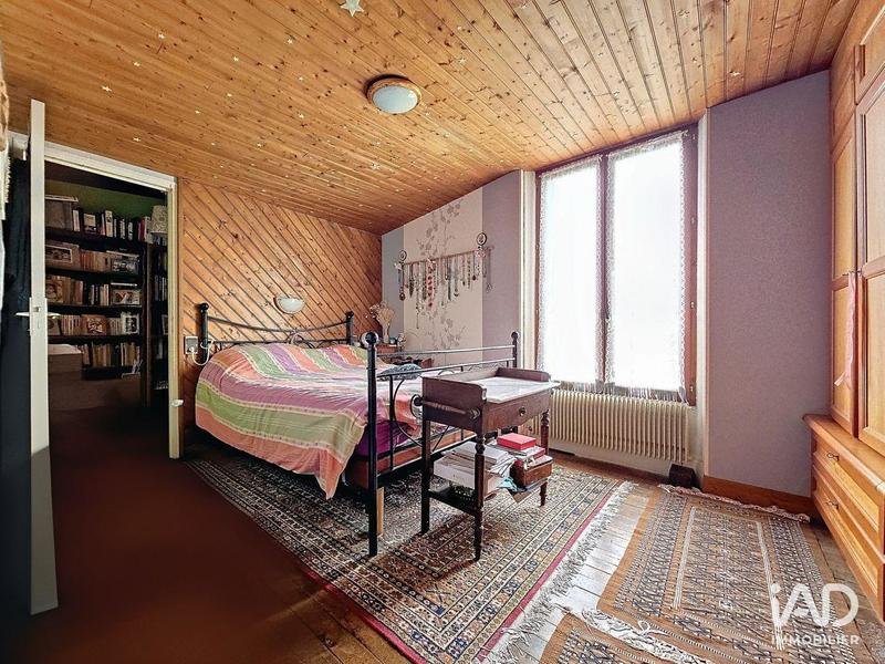 Maison - 143 m² - 7 pièces