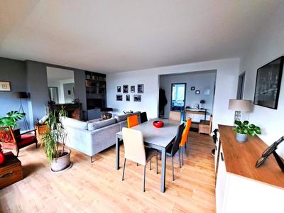 Appartement - 120 m² - 5 pièces