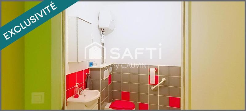 Local commercial - 121 m² - 4 pièces