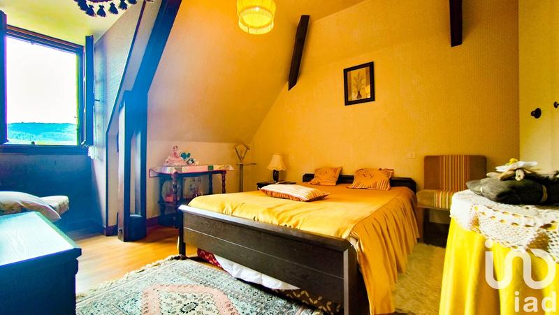 Maison - 166 m² - 8 pièces