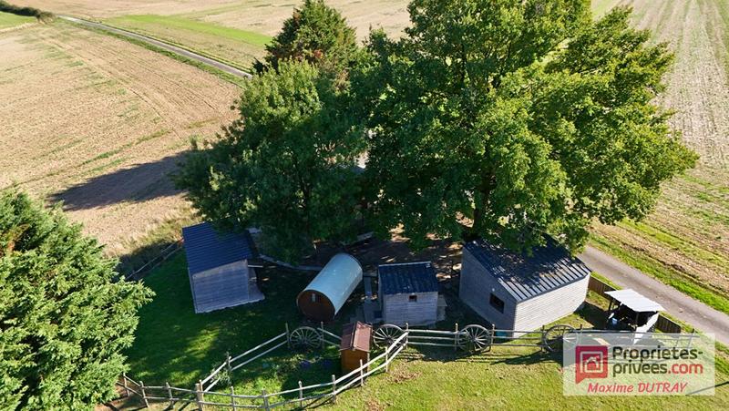 Maison - 351 m² - 18 pièces