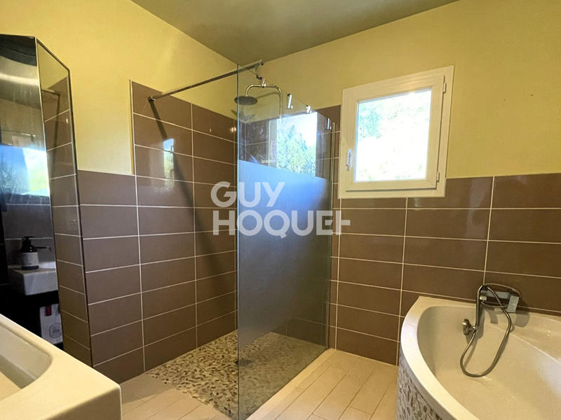 Maison - 121 m² - 4 pièces